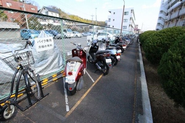 サングリーン南大沢の物件内観写真